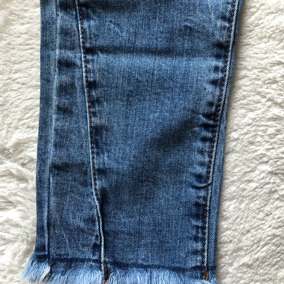 Mid Rise Distressed Jeans - Picture 5 of 5